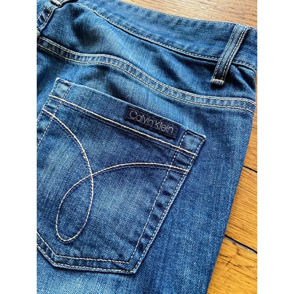 CALVIN KLEIN Mid-Rise Skinny Jeans sz 28/6 (actual 31w)